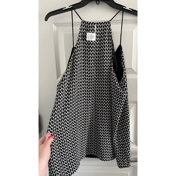 Express Tank - Picture 3 of 3